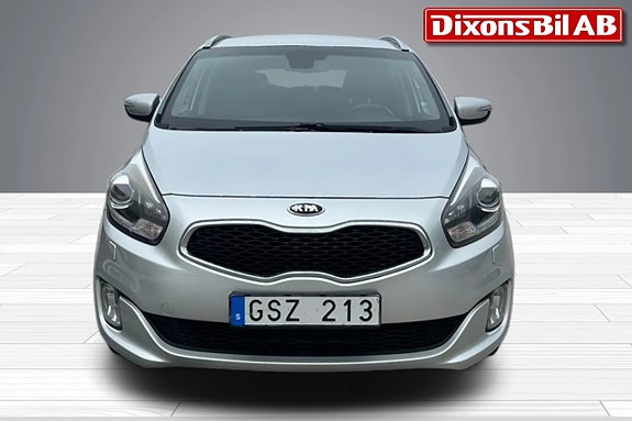 Kia Carens 11 of 13