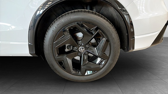 Volkswagen Tiguan 6 of 21