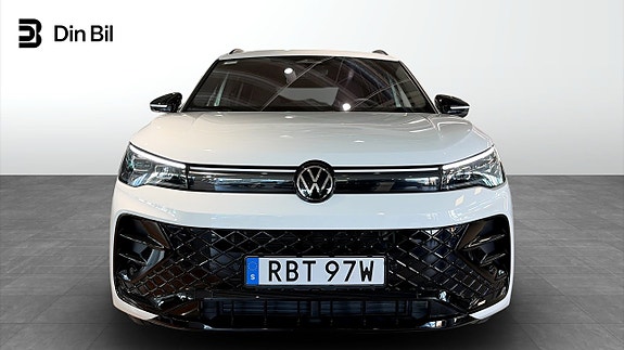 Volkswagen Tiguan 4 of 21
