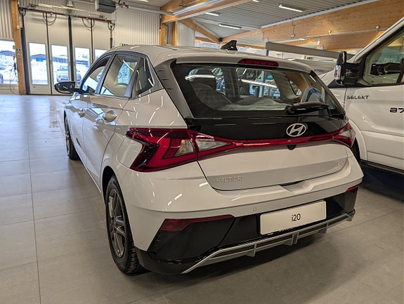 Hyundai i20 3 of 5
