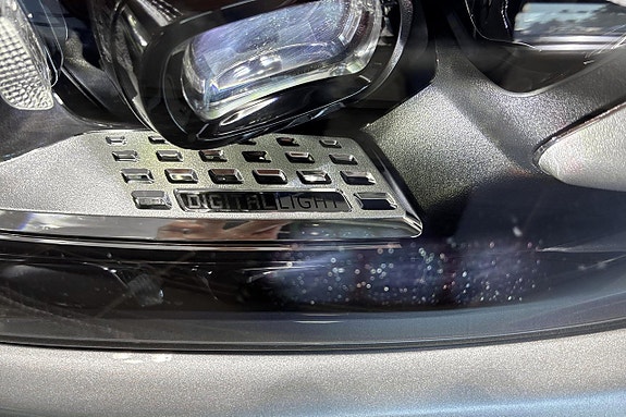 Mercedes-Benz C300 e 12 of 13