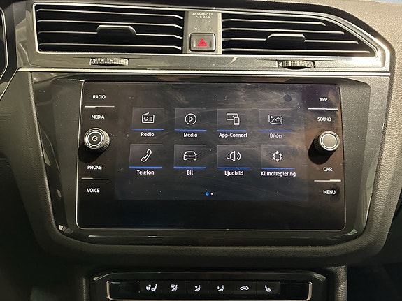 Volkswagen Tiguan 16 of 22