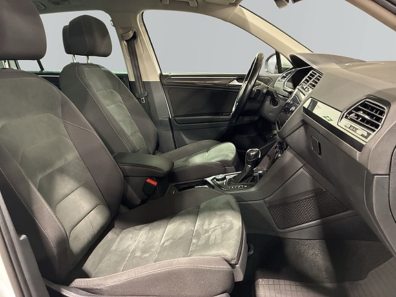 Volkswagen Tiguan 9 of 22
