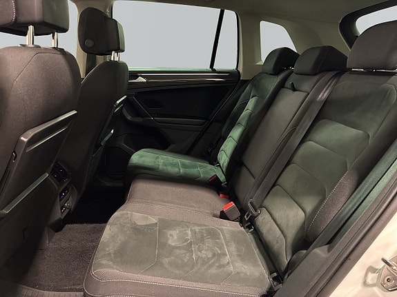 Volkswagen Tiguan 12 of 22
