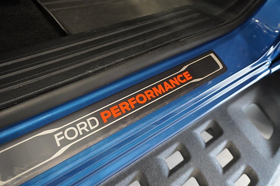 Ford Ranger Raptor 18 of 21