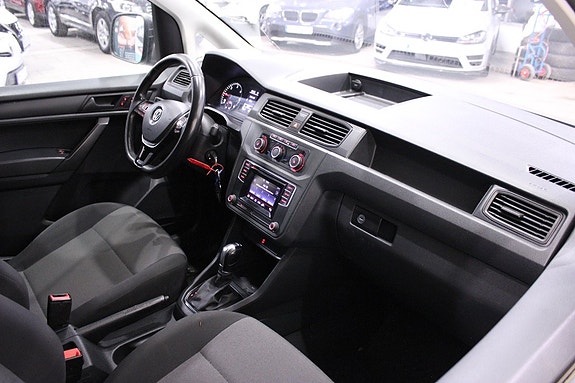 Volkswagen Caddy 17 of 17