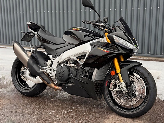 Aprilia TUONO 1100 V4 FACTORY ULTRA DARK