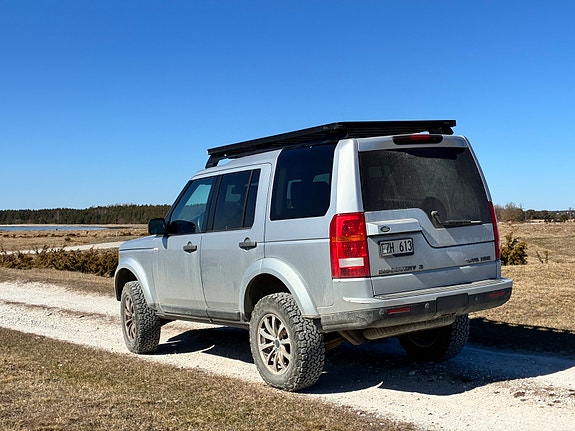 Land Rover Discovery 3 2 of 5