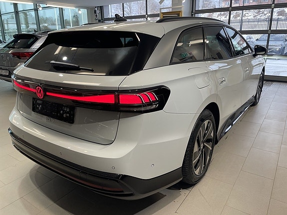 Volkswagen ID.7 5 of 5