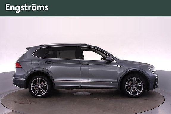 Volkswagen Tiguan Allspace 3 of 5