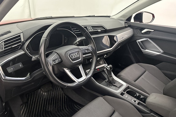 Audi Q3 10 of 28