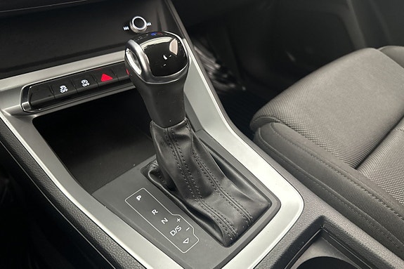 Audi Q3 23 of 28