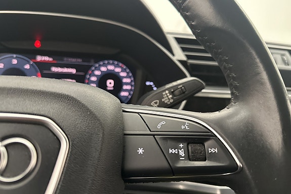 Audi Q3 17 of 28