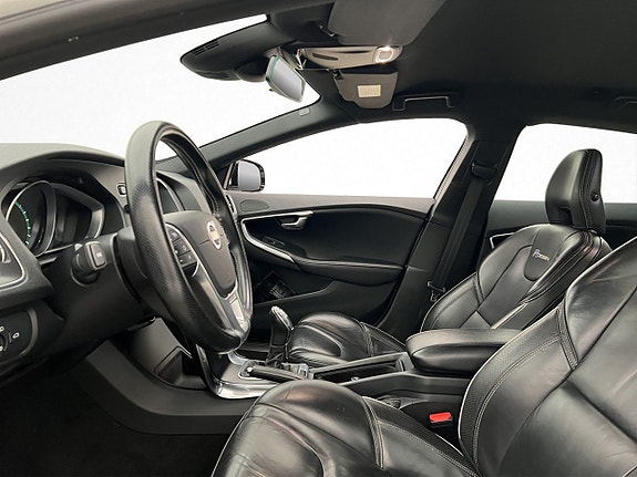 Volvo V40 15 of 30