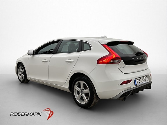Volvo V40 8 of 30
