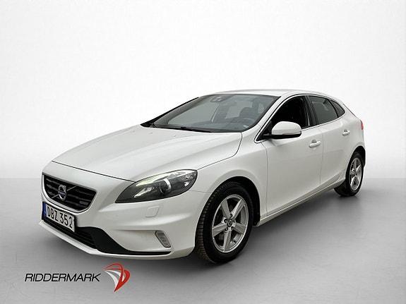 Volvo V40 3 of 5