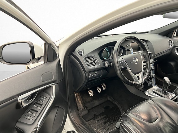 Volvo V40 10 of 30