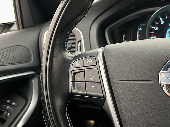 Volvo V40 16 of 30