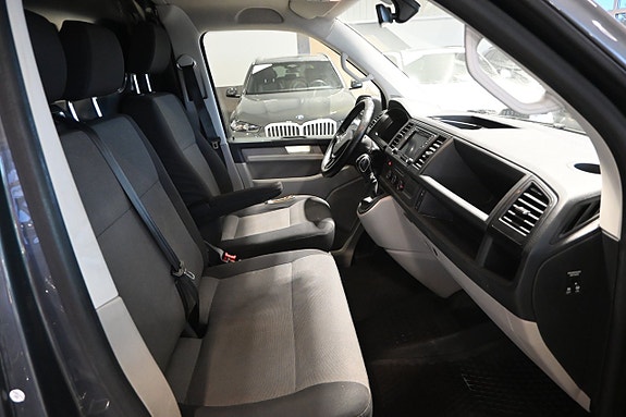 Volkswagen Transporter 10 of 19