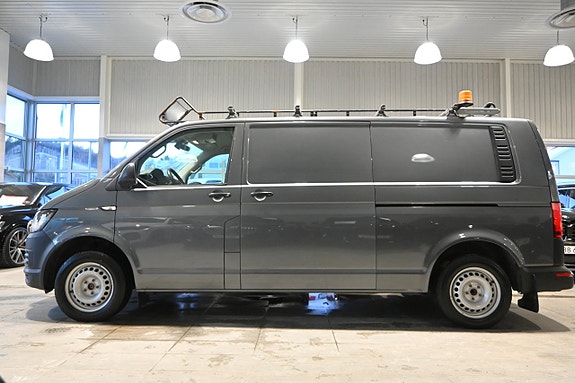 Volkswagen Transporter 2 of 5