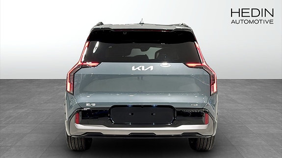 Kia EV9 3 of 15