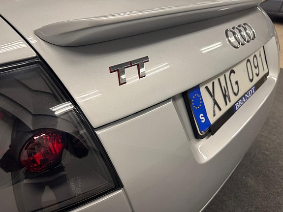 Audi TT 10 of 14