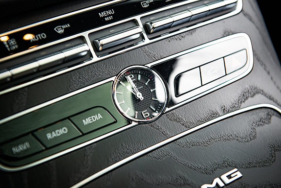 Mercedes-Benz E63 25 of 30