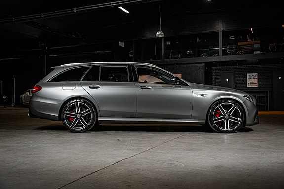 Mercedes-Benz E63 6 of 30