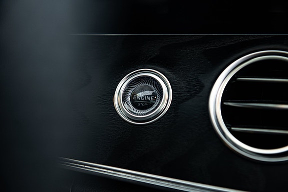 Mercedes-Benz E63 28 of 30