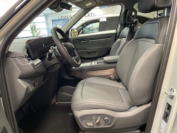 Kia EV9 6 of 16