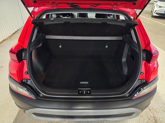 Hyundai Kona 15 of 16