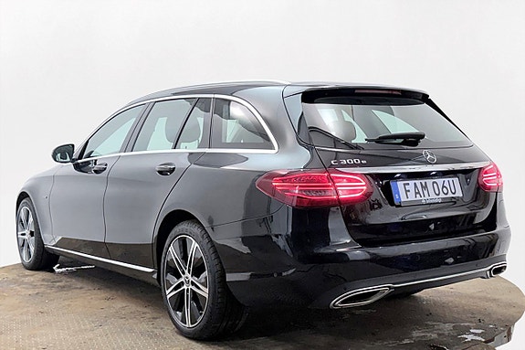 Mercedes-Benz C300 8 of 28