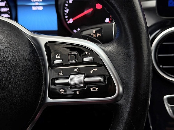 Mercedes-Benz C300 18 of 28