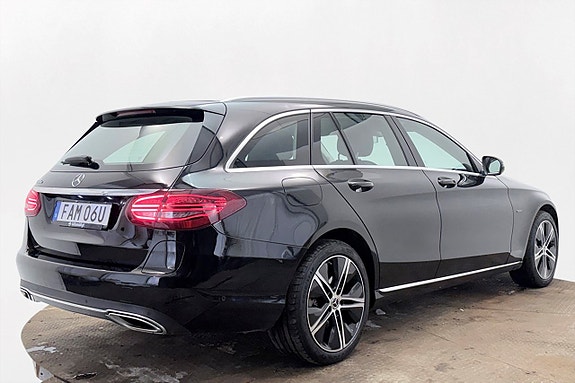 Mercedes-Benz C300 6 of 28