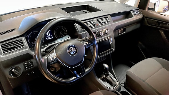 Volkswagen Caddy Maxi 10 of 14