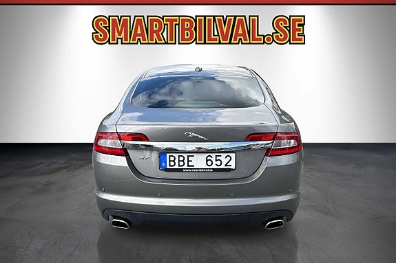 Jaguar XF 4 of 23