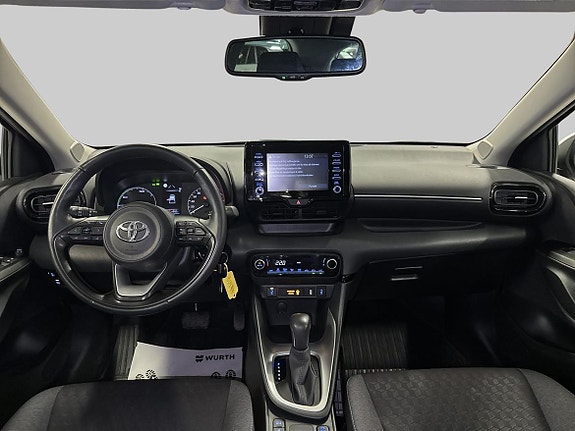 Toyota Yaris 12 of 22
