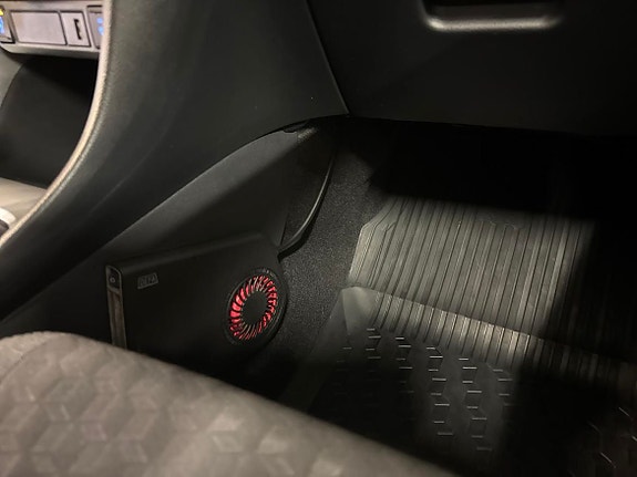 Toyota Yaris 22 of 22