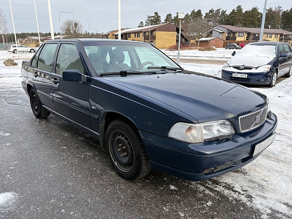 Volvo S70 3 of 5