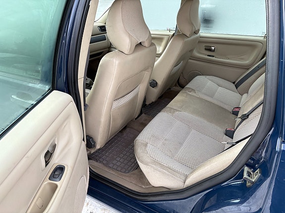 Volvo S70 8 of 11
