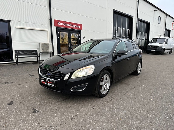Volvo V60 4 of 5