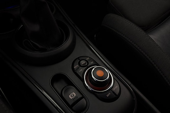 MINI Countryman Cooper SE 20 of 26