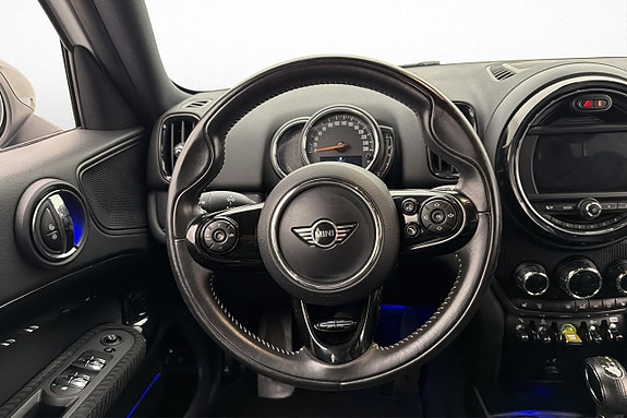 MINI Countryman Cooper SE 12 of 26