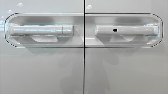 Kia PV5 10 of 17