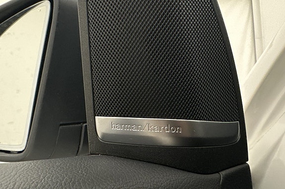 Mercedes-Benz GLS350 d 16 of 30