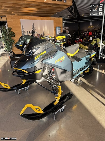 Ski-Doo MXZ X-RS 600R E-TEC *Kampanj