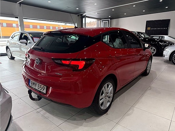 Opel Astra 3 of 5