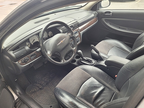 Chrysler Sebring 11 of 11