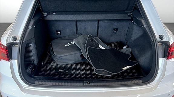 Audi Q3 10 of 15