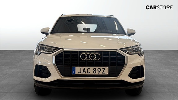 Audi Q3 8 of 15